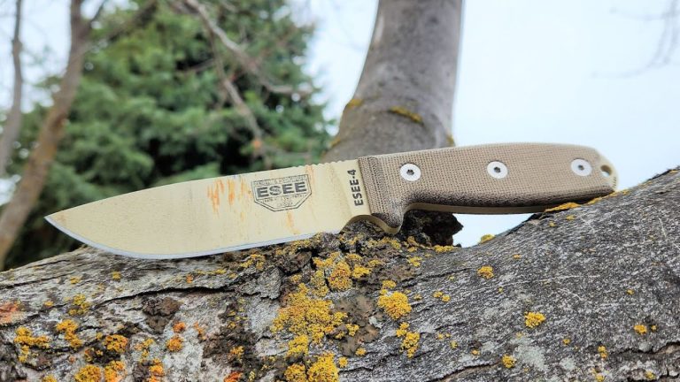 Knives built for long days outdoors