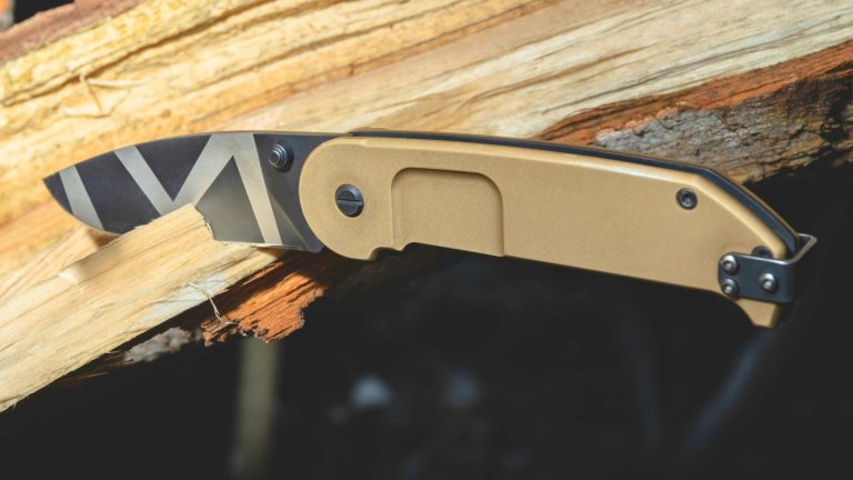 Knives that fail at camp chores