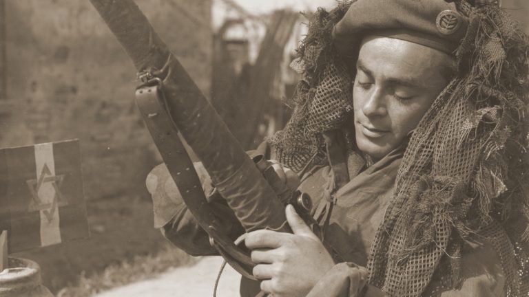 Image Credit: Levine, United States Army Signal Corps (USASC). - Public domain/Wiki Commons