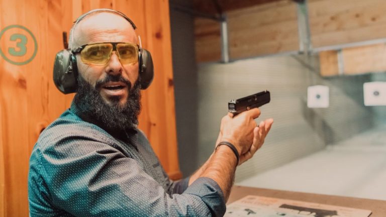 dotshock/ShutterStock.com