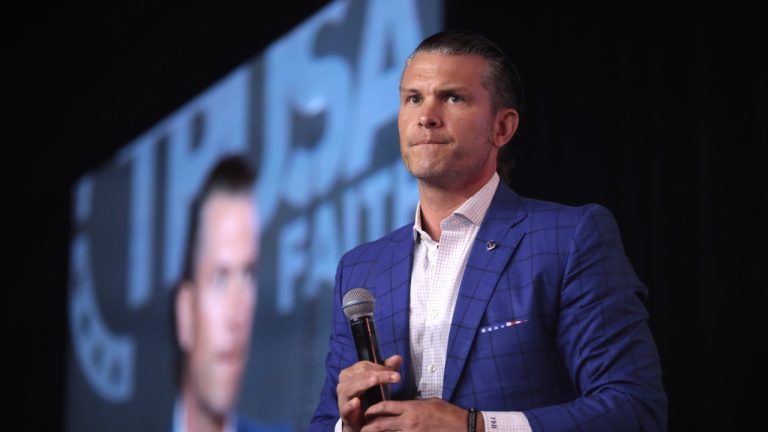 Image Credit: Gage Skidmore from Surprise, AZ, United States of America - CC BY-SA 2.0/Wiki Commons