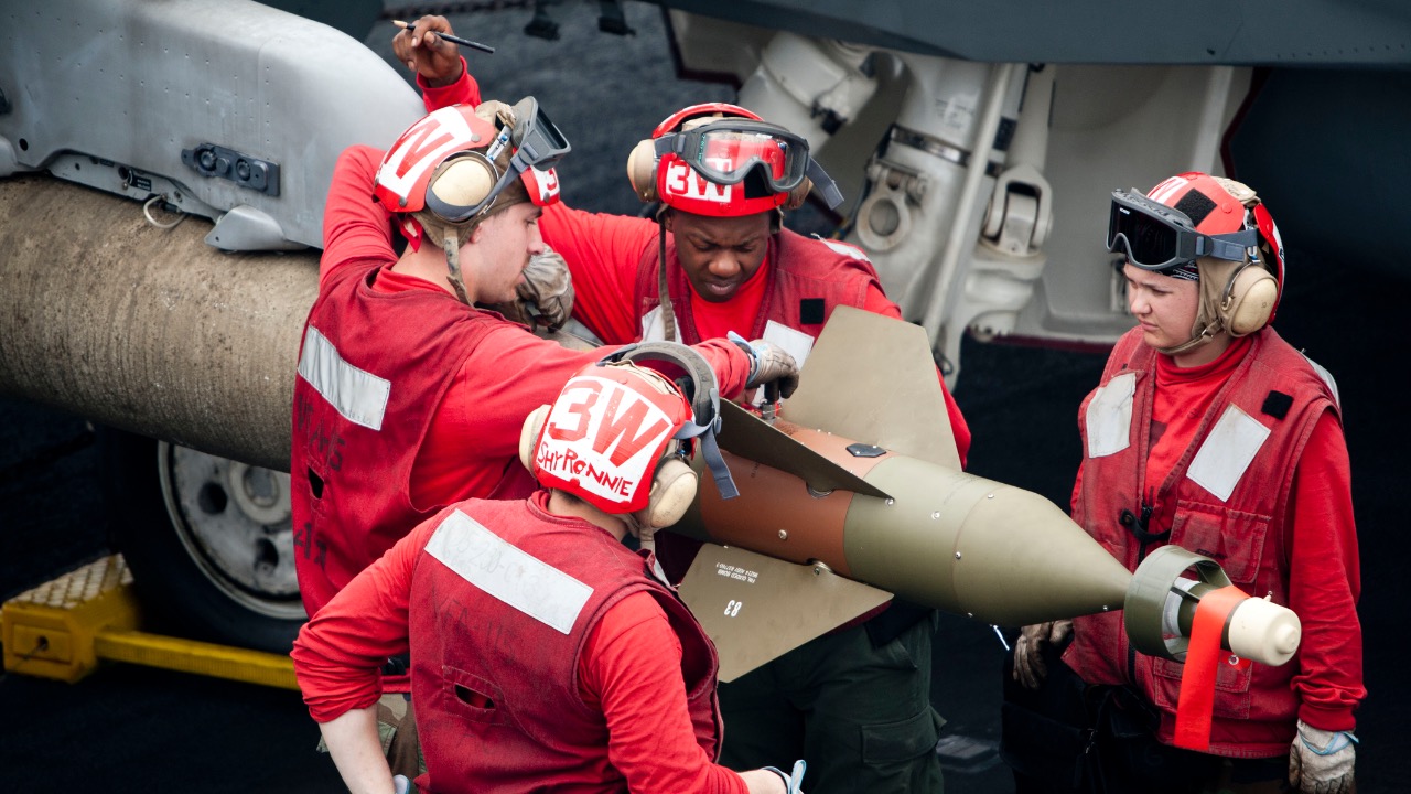 Image Credit: Official Navy Page from United States of America MC3 Paul Kelly/U.S. Navy - Public domain/Wiki Commons