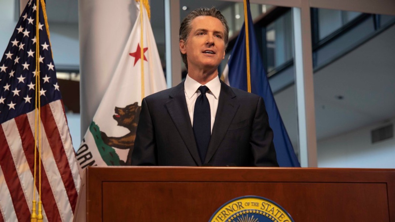 Image Credit: Office of the Governor of California – Public domain/Wiki Commons
