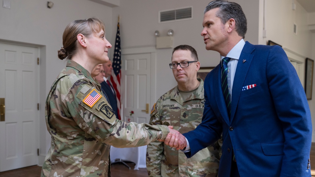 Image Credit: U.S. Secretary of Defense – Public domain/Wiki Commons
